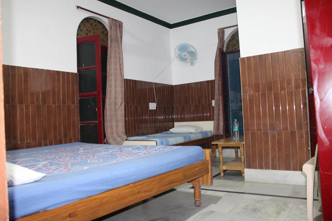 Laxmi Lodge Rishīkesh Exterior foto